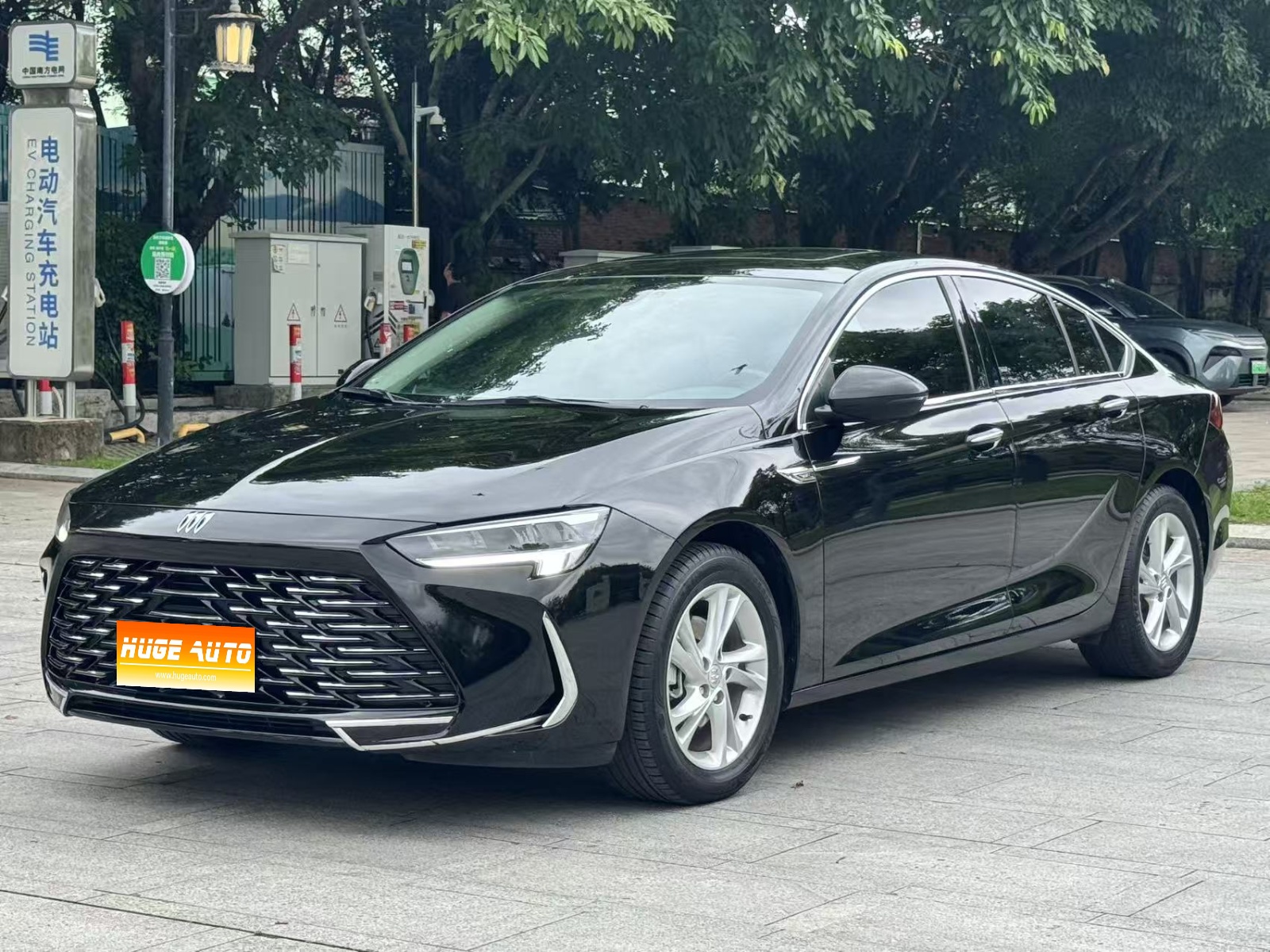 2023款 君威 552T 智享型