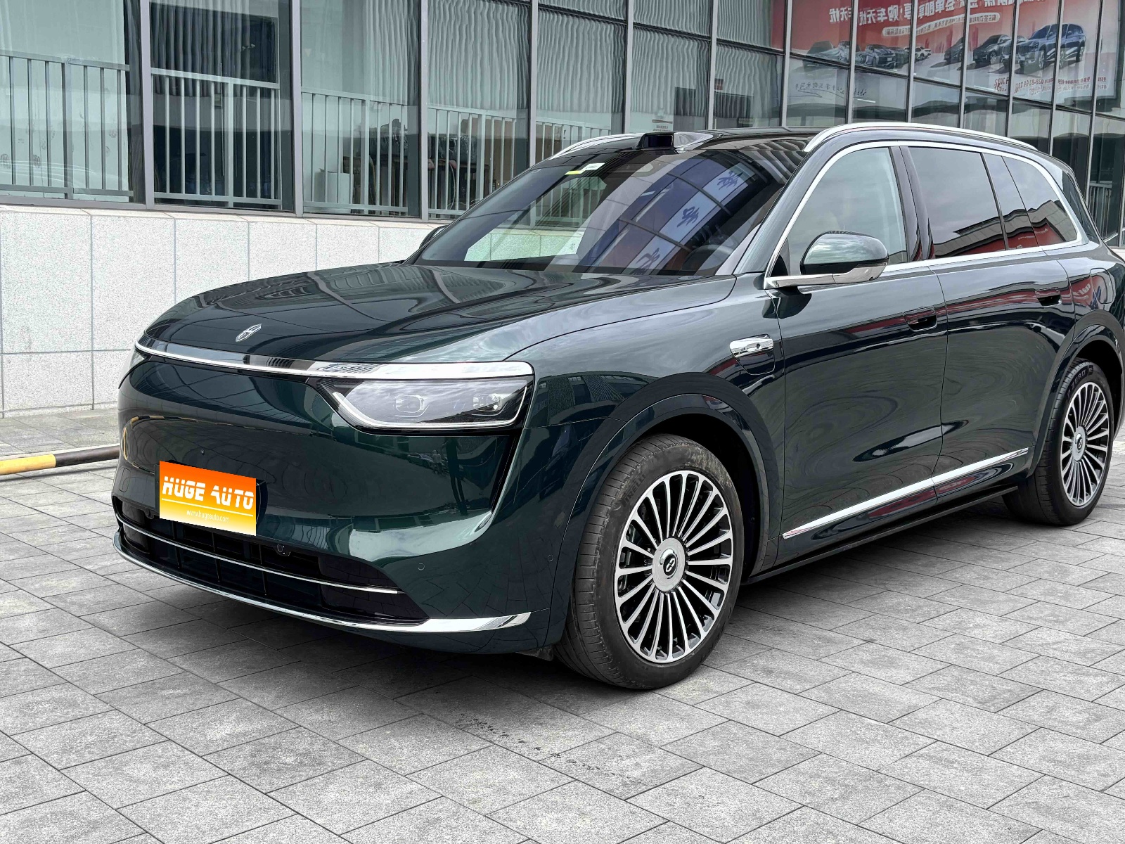 MY2025 AITO M8 REEV Ultra 53.4kWh 6 Seats 192-Line LiDAR