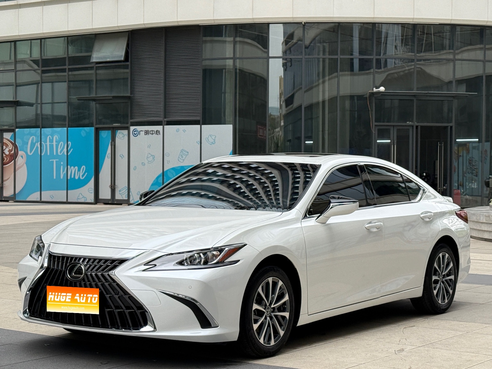 MY2023 LEXUS ES 200 Excellence Version