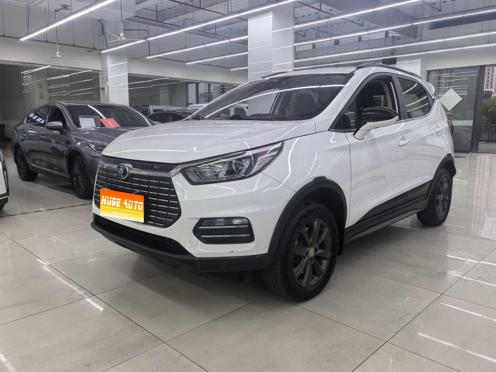 MY2019 Yuan EV360 I-connect Lead