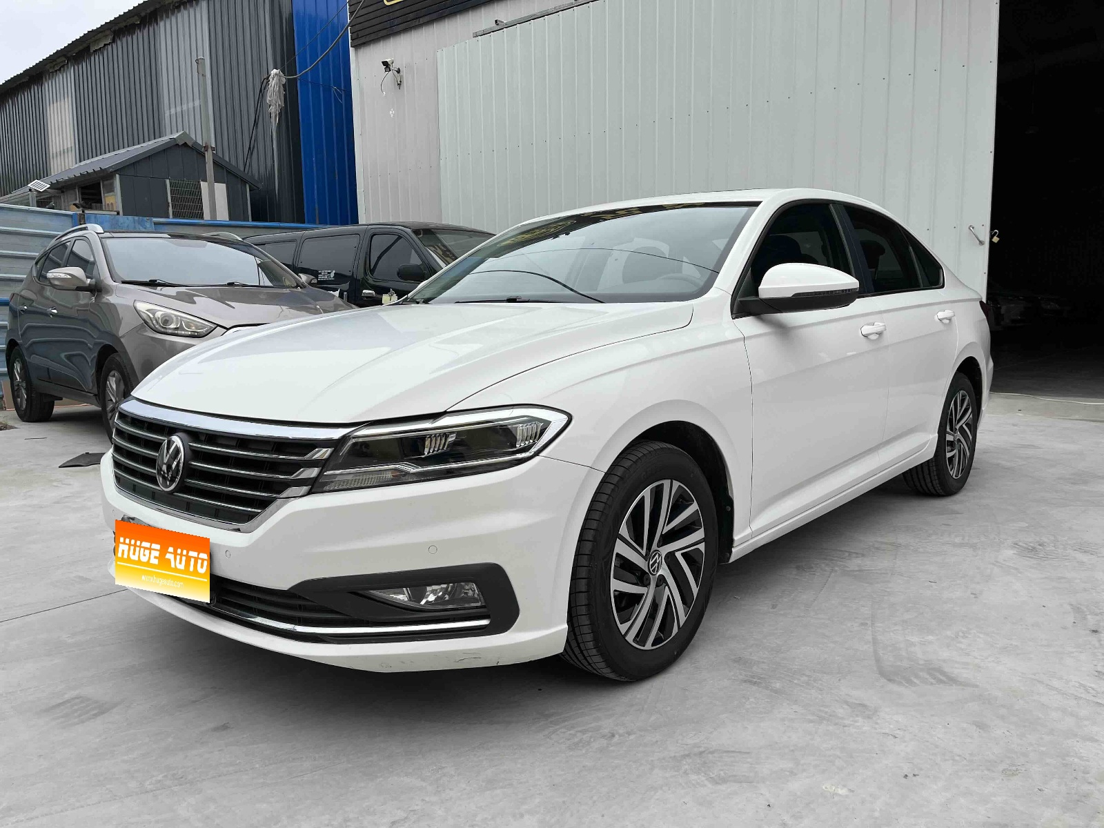 MY2022  Lavida 1.5L  AT  Confort