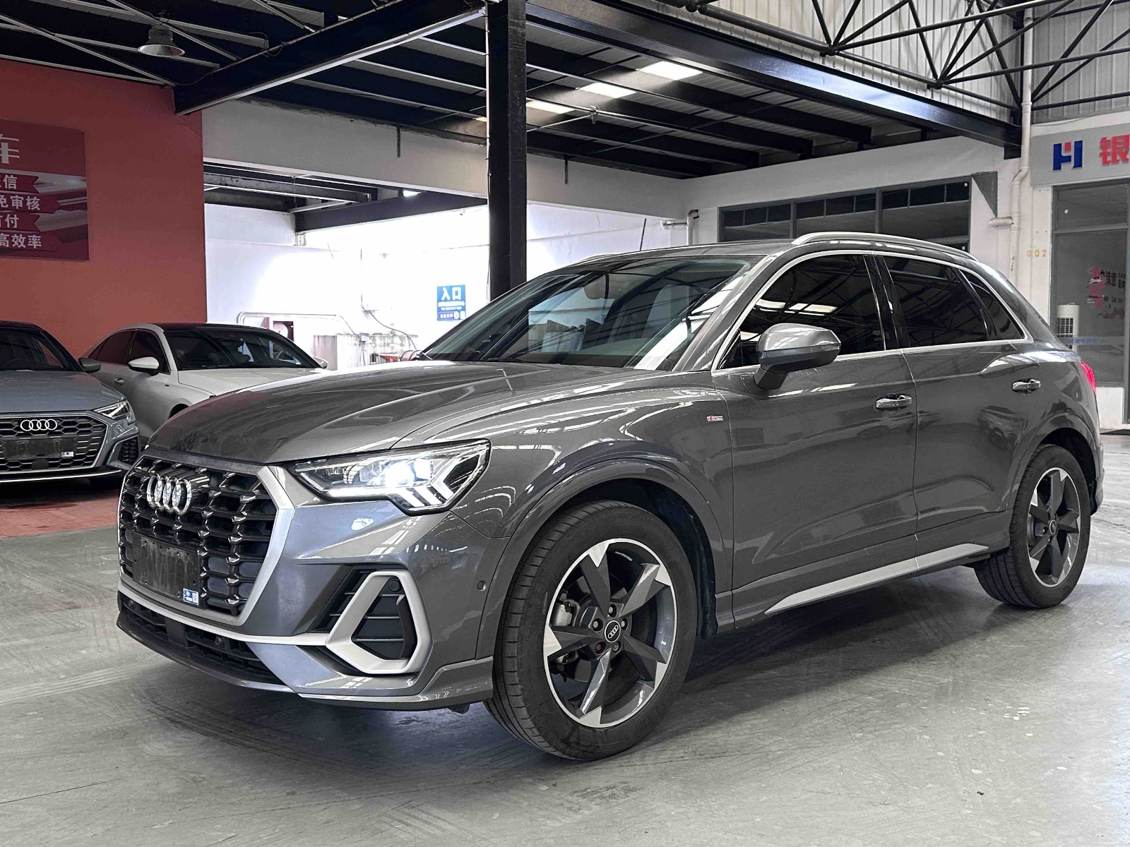 MY2022 Audi Q3 35 TFSI Fashion Dynamic Version