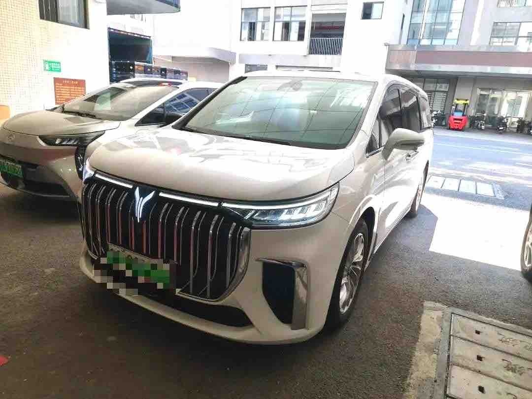 MY2024 VOYAH Dreamer PHEV Ultra-Long Range Distinguished