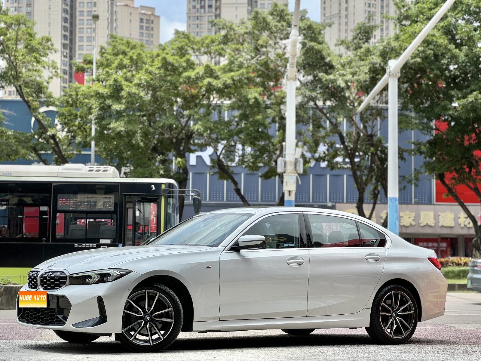 MY2024 BMW 3 Series 325Li M Sport kit