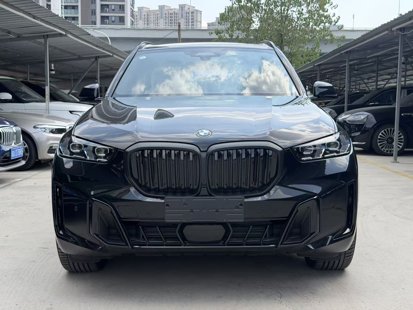 MY2026 BMW X5 Facelift xDrive 40Li M Sport Night Kit