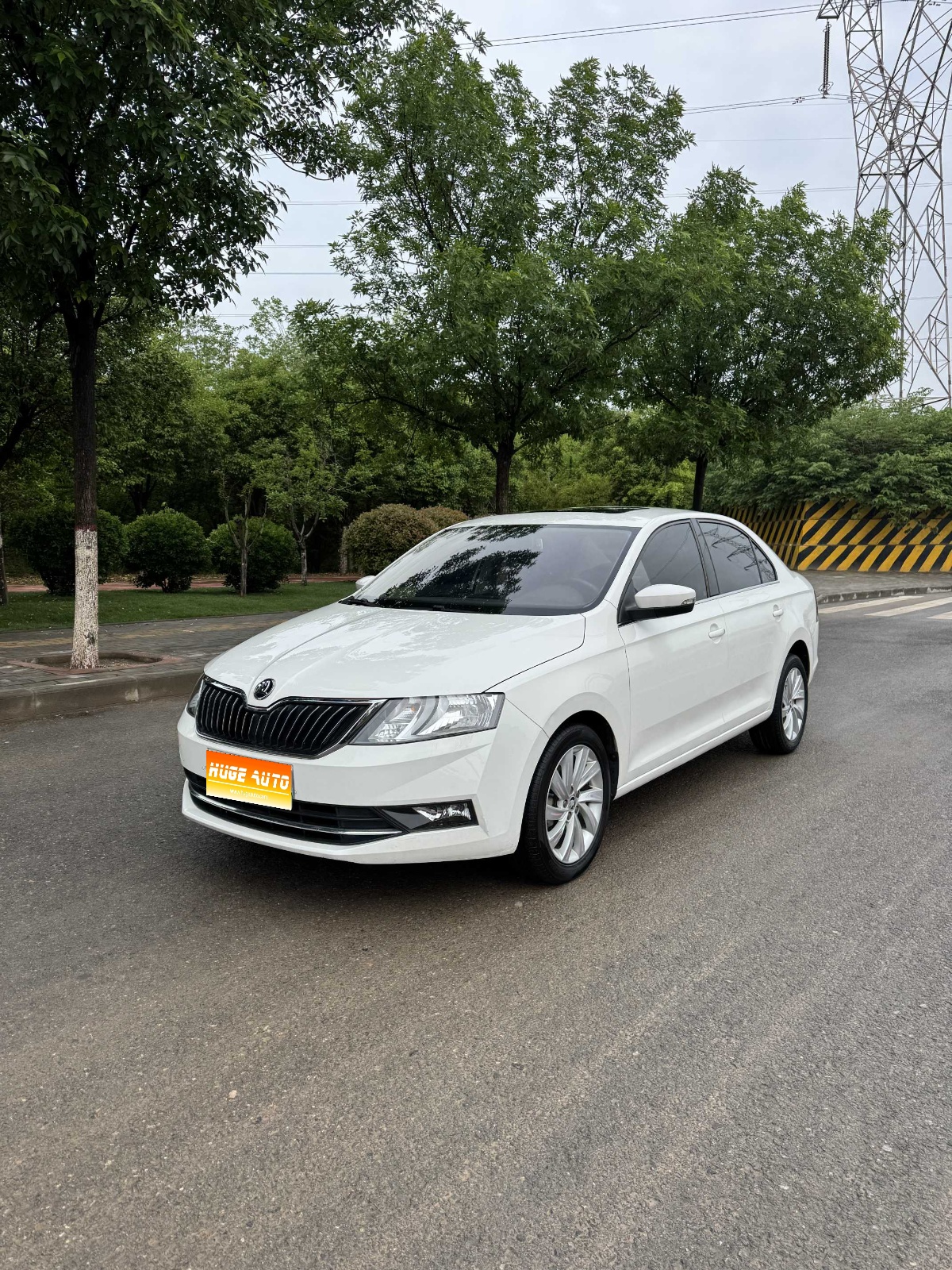 MY2019 Rapid 1.5L MT Comfort Version National VI