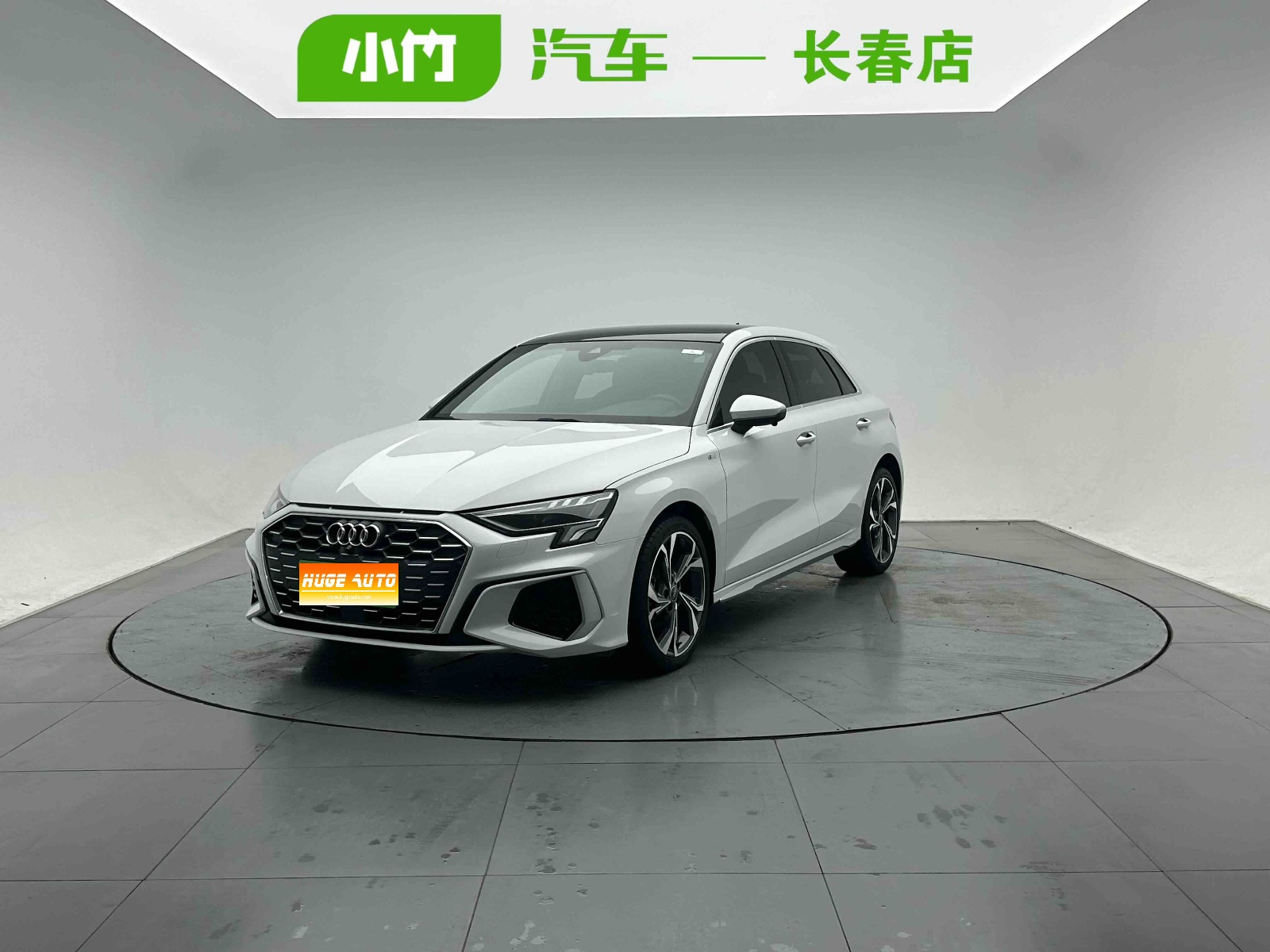 MY2021 Audi A3 Sportback 35 TFSI Luxury Sport Version 