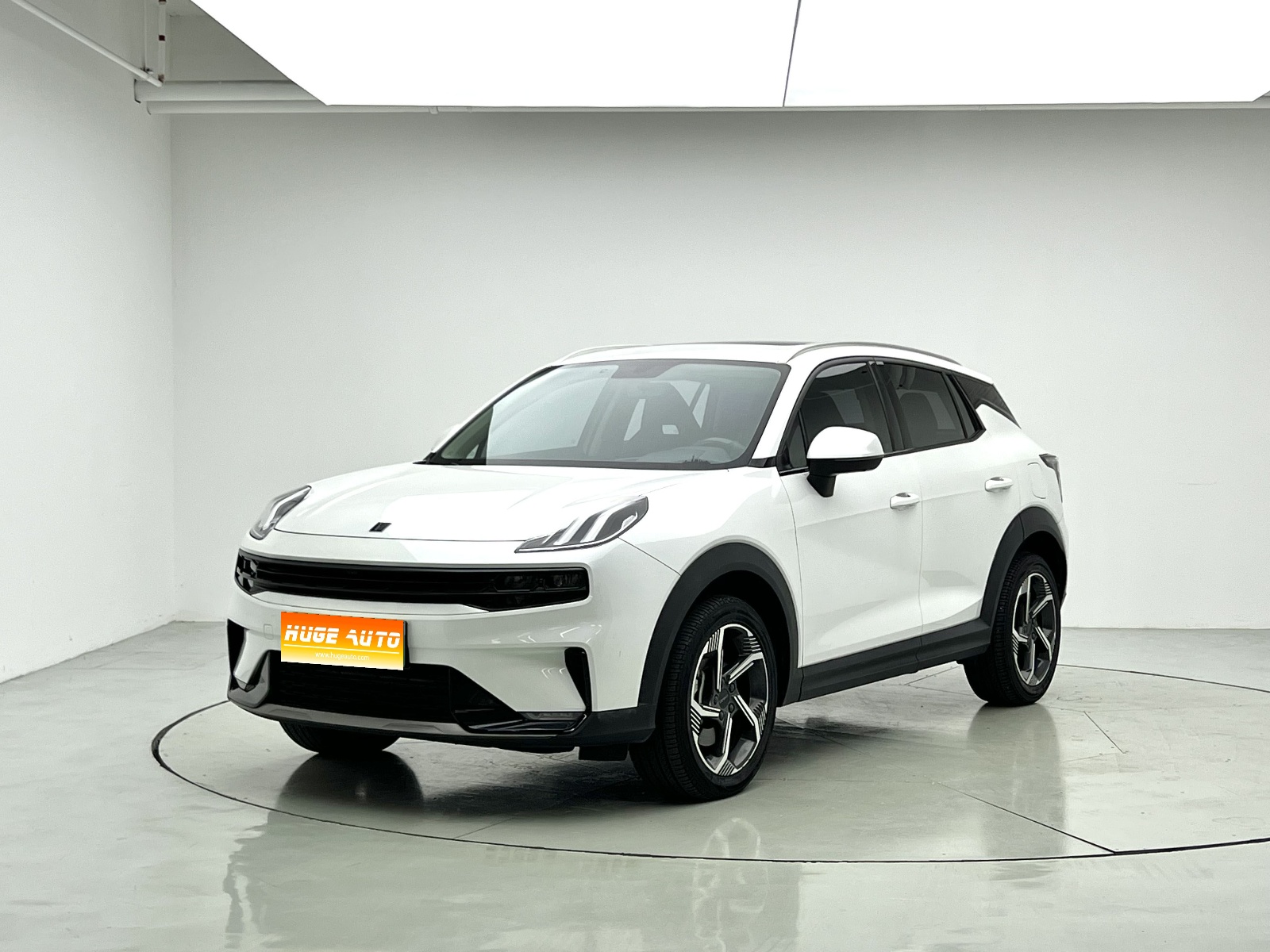 MY2022 LYNK&CO 06 EM-P PHEV 84KM Pro