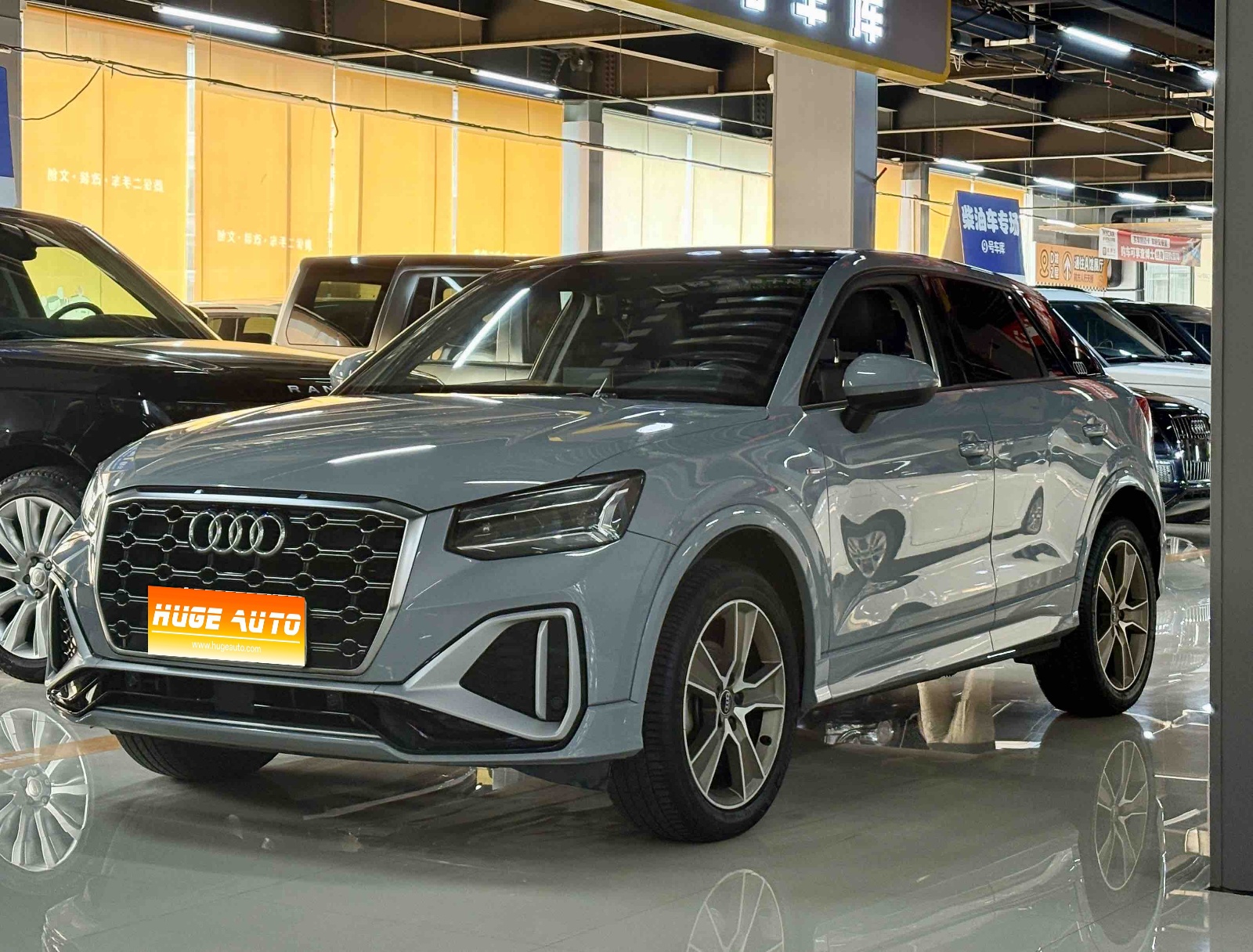 2022款 奥迪Q2L 35 TFSI 时尚动感型