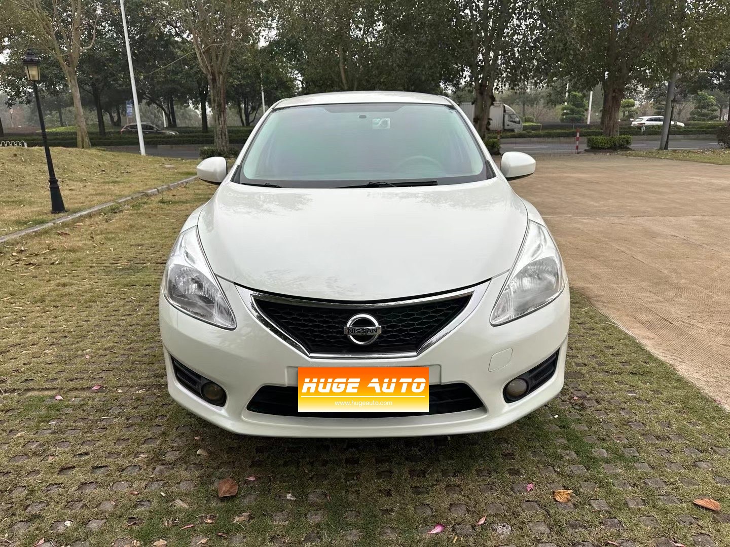 MY2011 TIIDA 1.6L CVT Comfort 