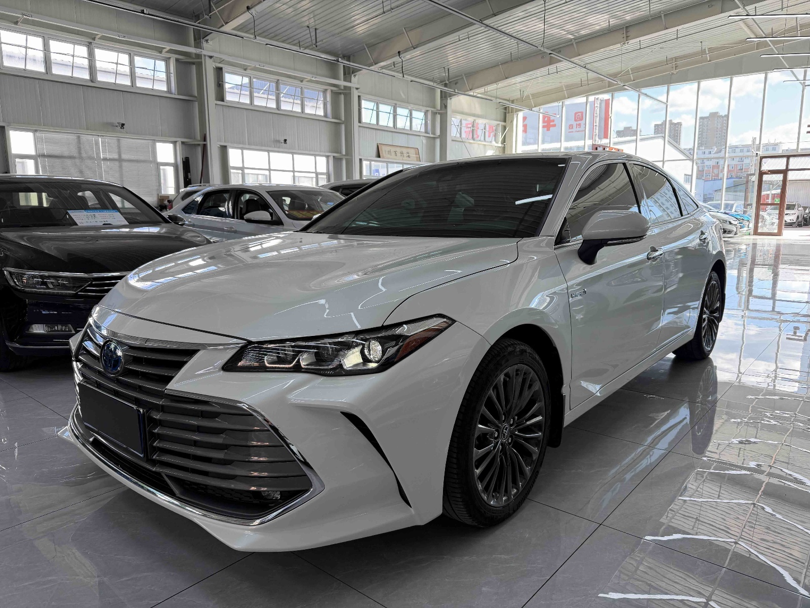 MY2019 AVALON Hybrid 2.5L Luxury Version National V 