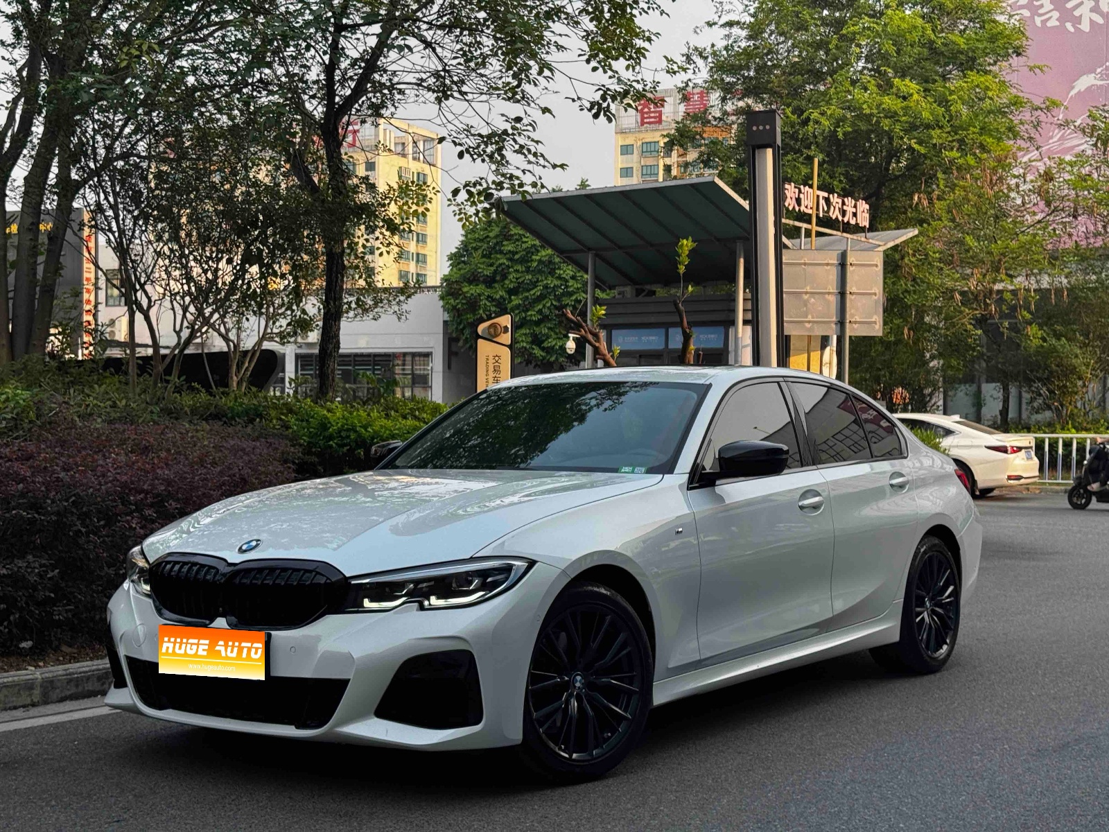 MY2020 BMW 3 Series Facelift 325i M Sport Night Kit 