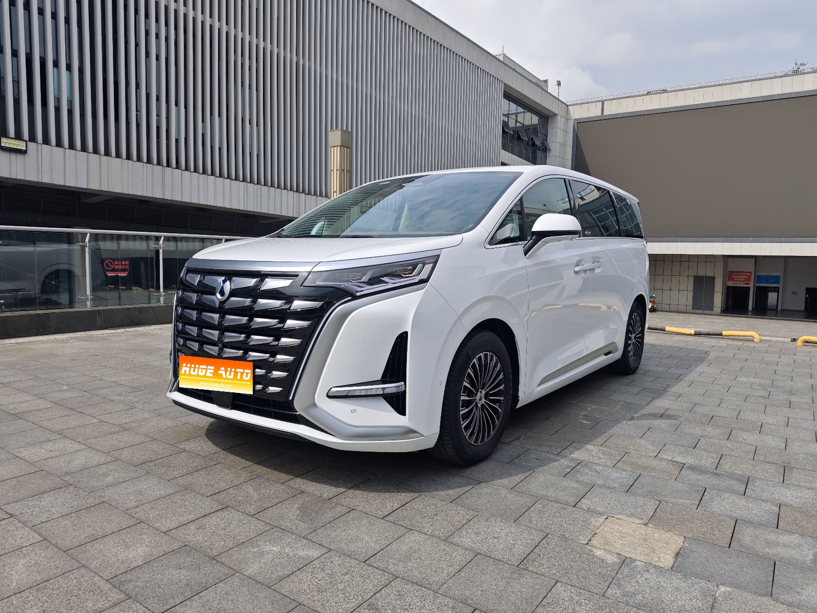 MY2022 DENZA D9 DM-i 970 4WD Flagship
