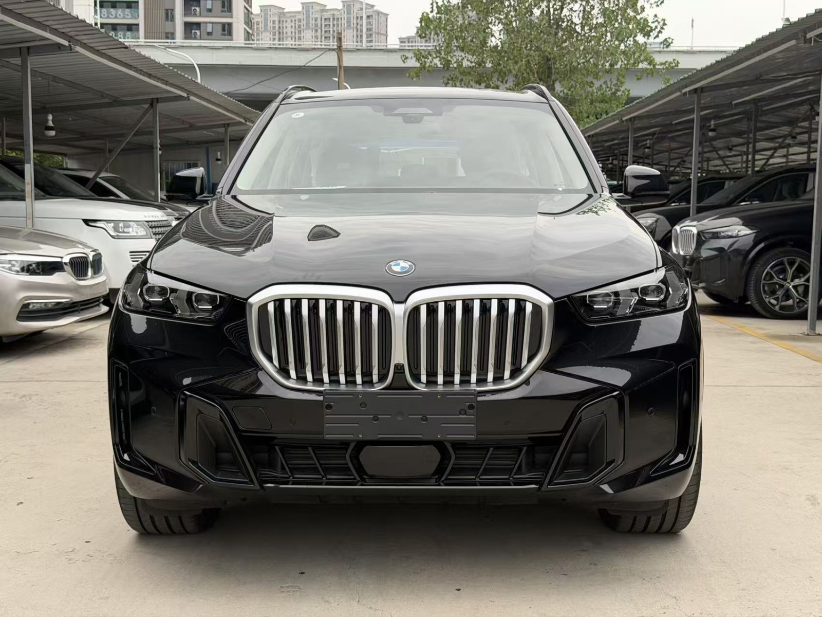 MY2026 BMW X5 Facelift xDrive 30Li Exclusive Version M Sport Night Kit