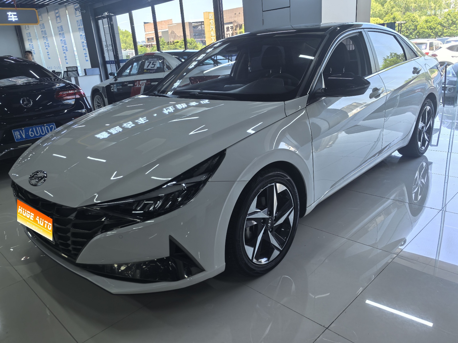 MY2022  Elantra (Gen3-4)  1.5L CVT LUX Luxury