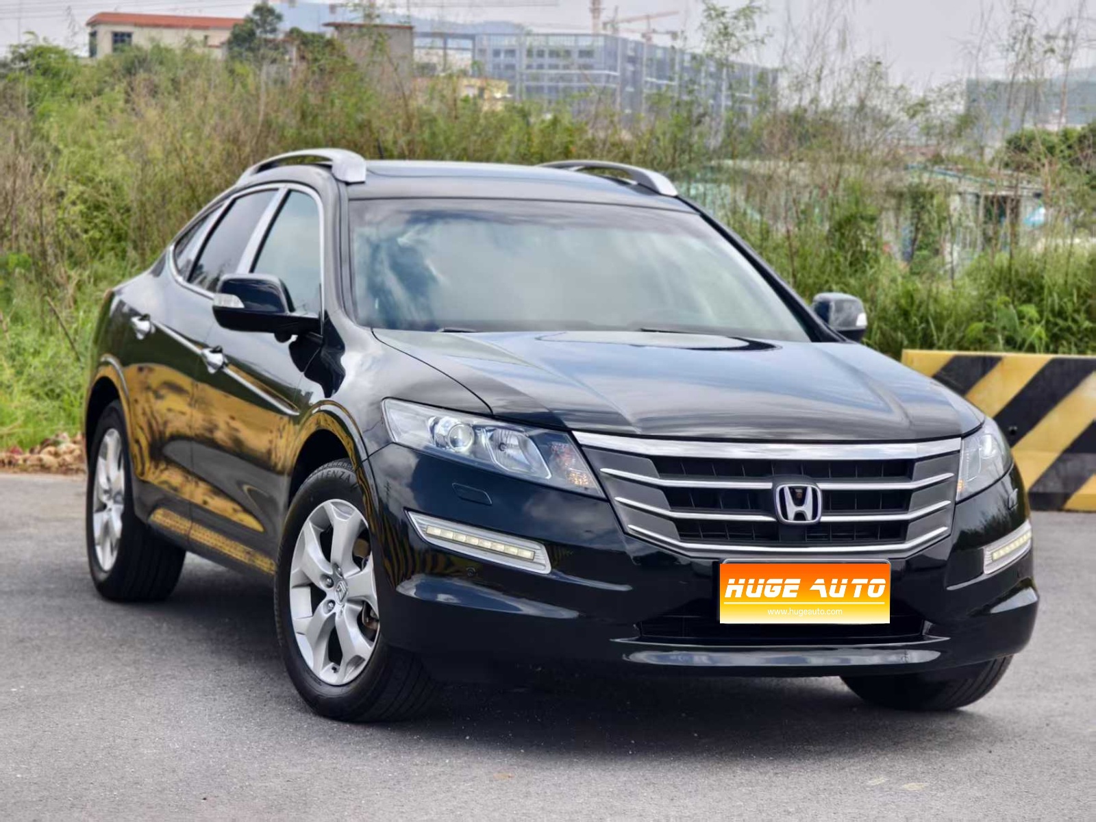 MY2012 Crosstour 2.4L Luxury 