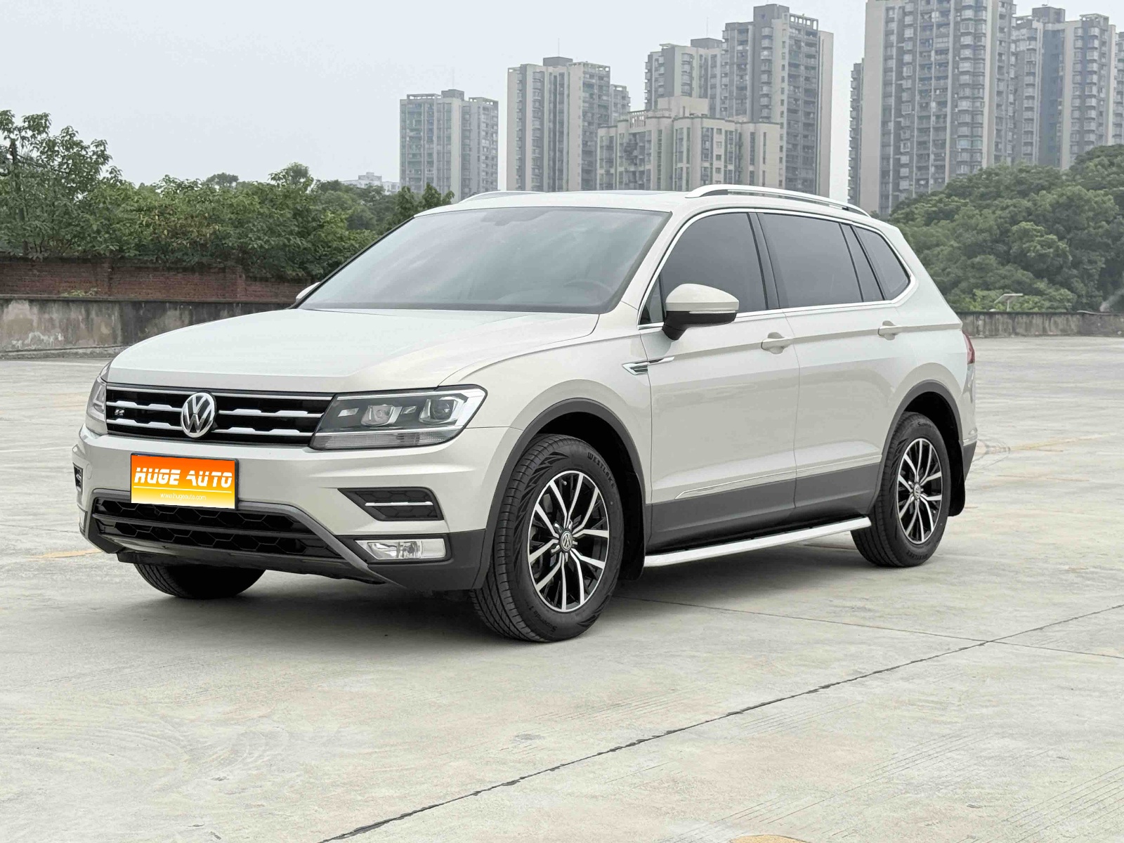 MY2017 Tiguan L 330TSI AT 2WD Luxury Version 