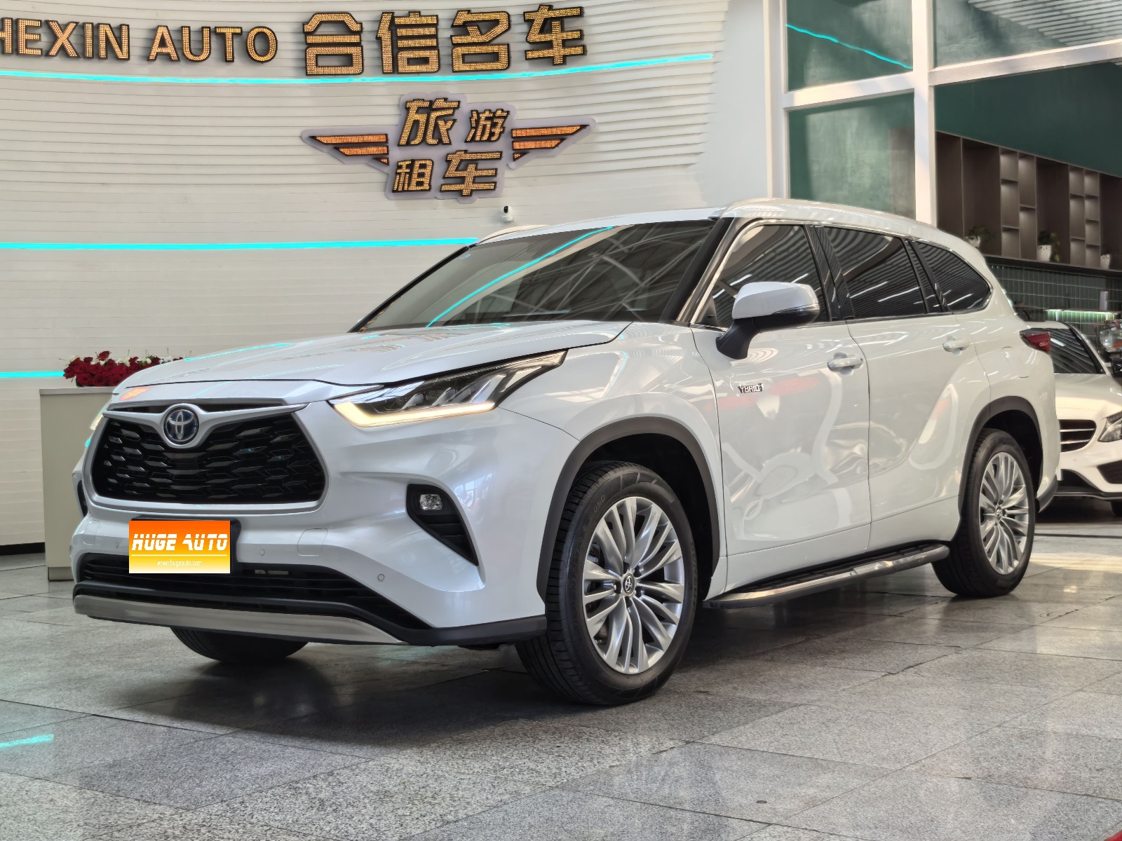 MY2022 Highlander Hybrid 2.5L 4WD Noble Version 