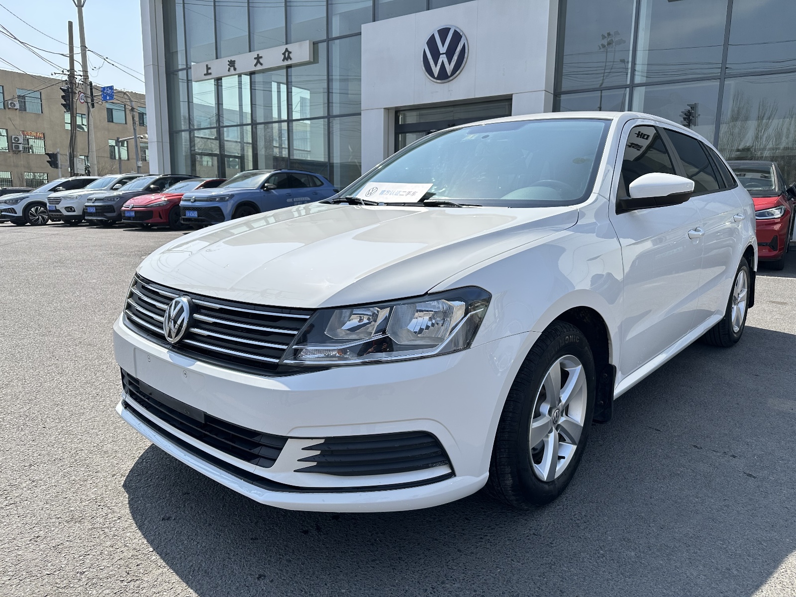 MY2015 Gran Lavida 1.6L AT Fashion Version 