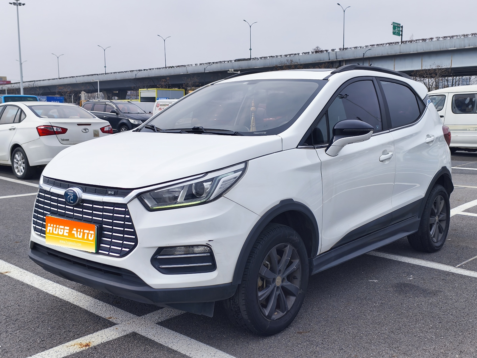 MY2018 Yuan EV360 ICV Flashy
