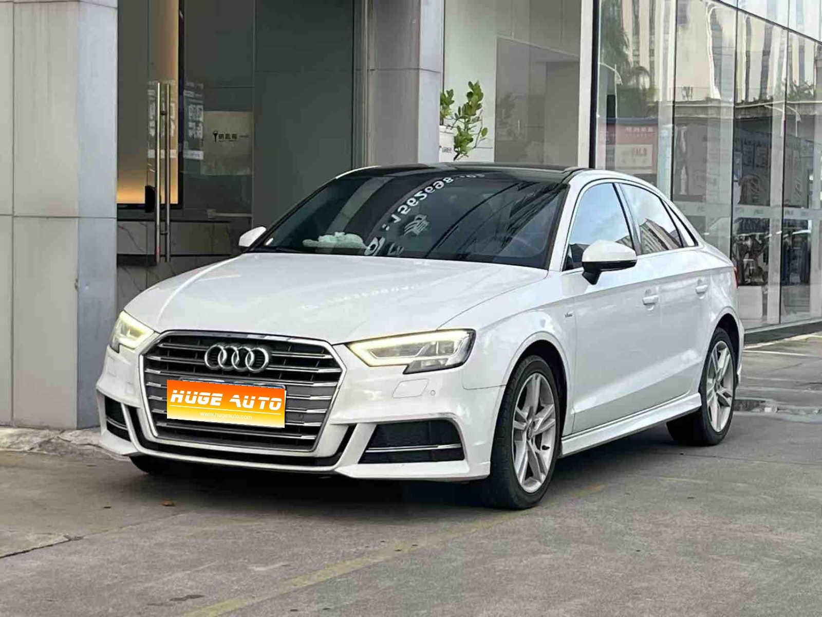 MY2020 Audi A3 Limousine 35 TFSI Fashion Version National V