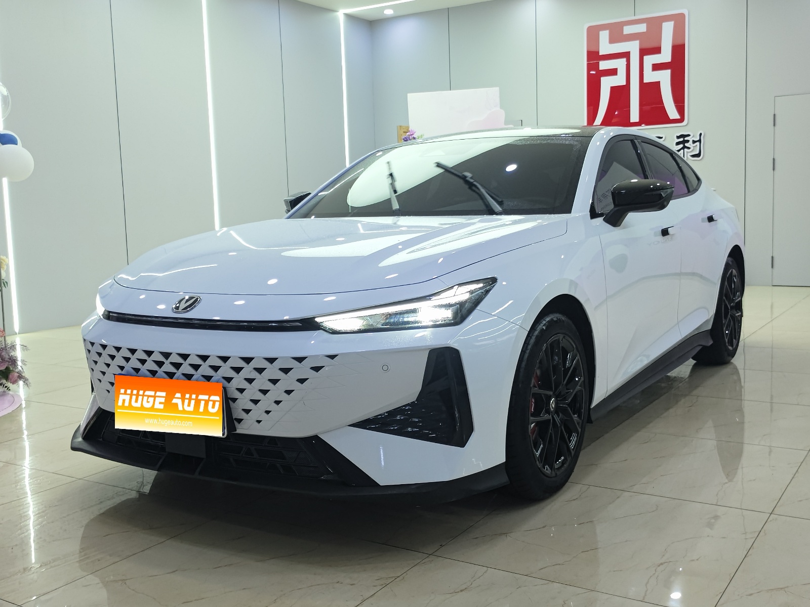 MY2024 Changan UNI-V 1.5T Distinguished Version