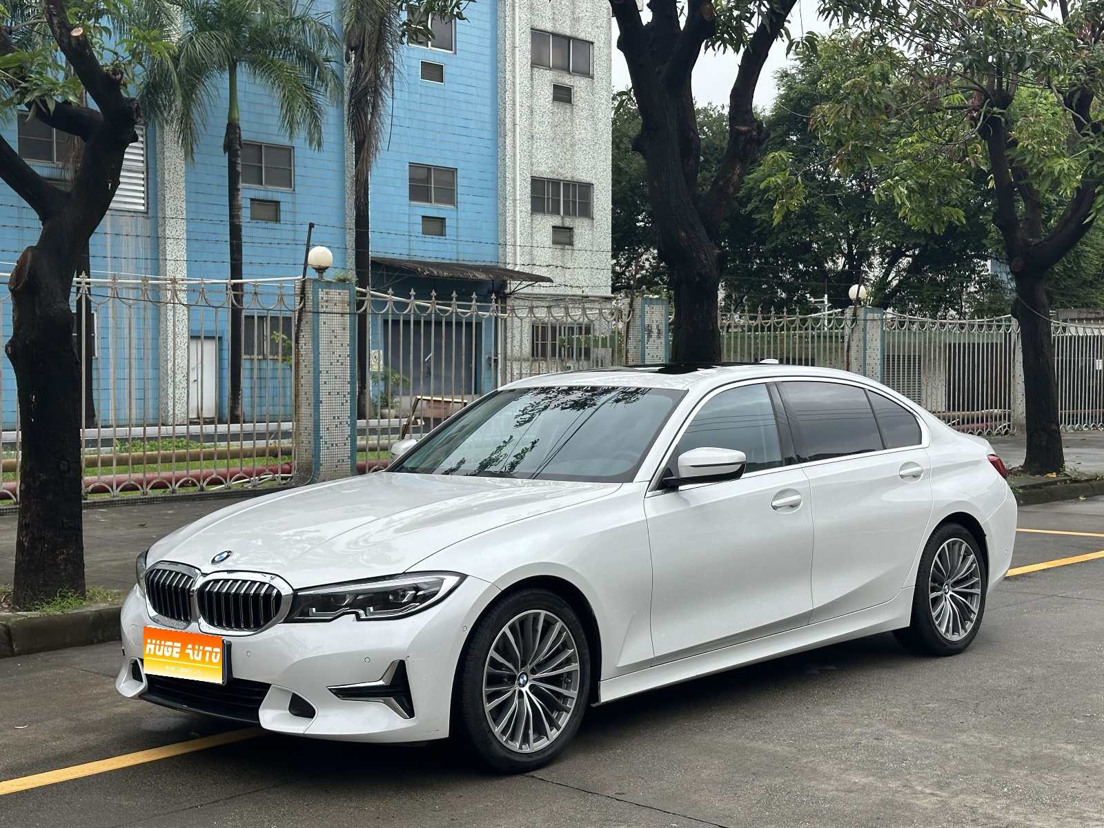 MY2020 BMW 3 Series 325Li First Edition