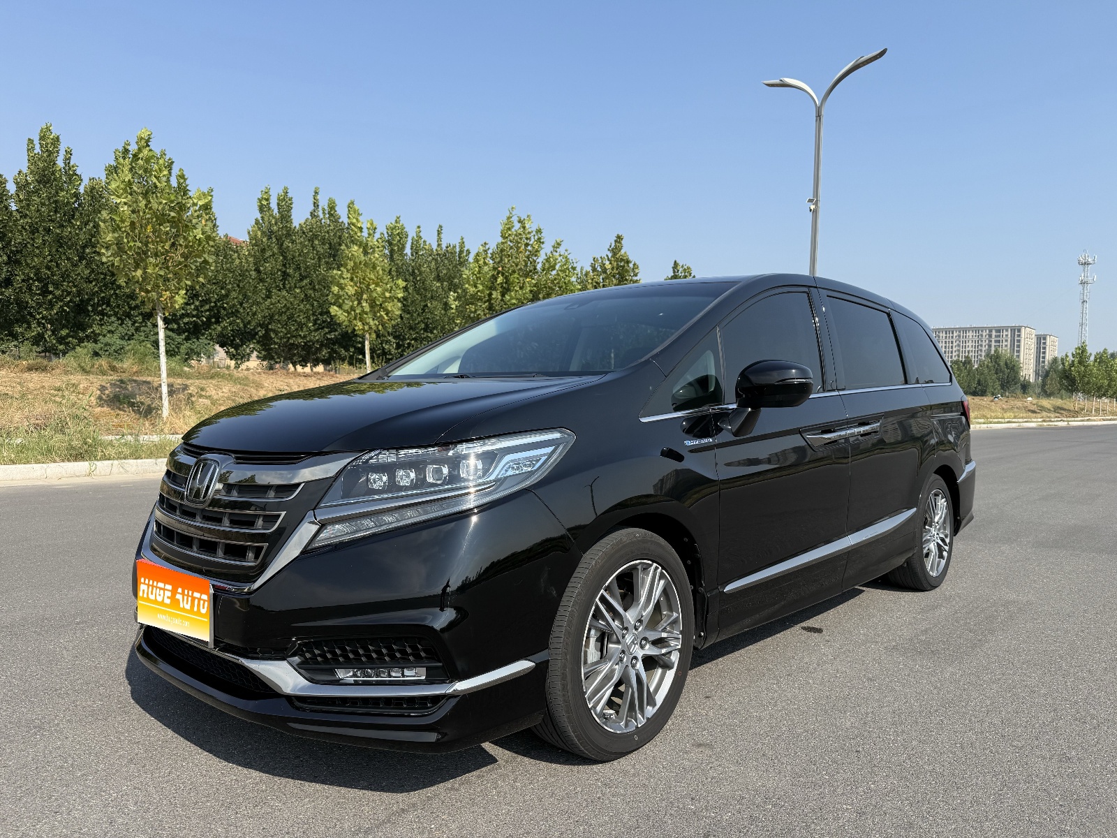 MY2019 Elysion 2.0L Hybrid Luxury Version 
