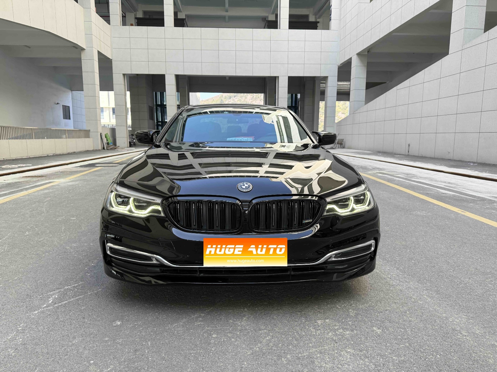 MY2020 BMW 5 Series 530Li Lead Version Luxury Package