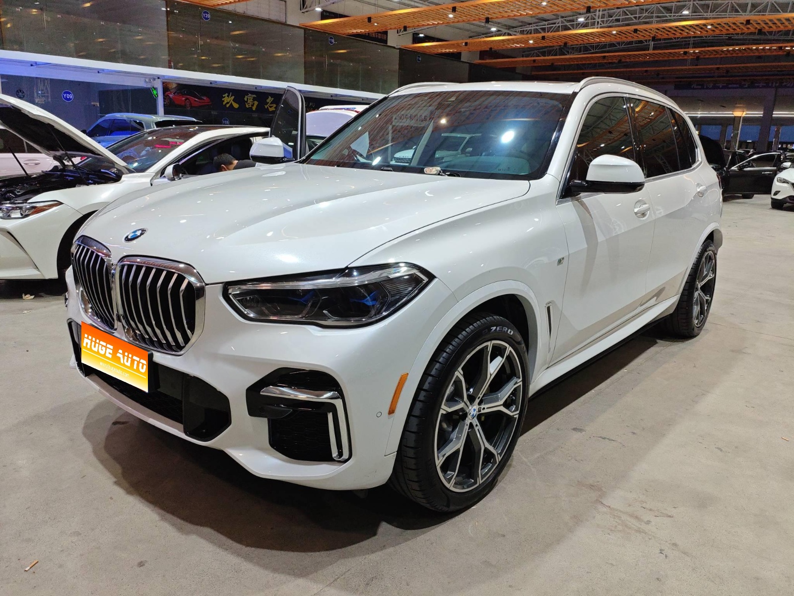 MY2022 BMW X5 xDrive 30Li Exclusive Version M Sport Kit 
