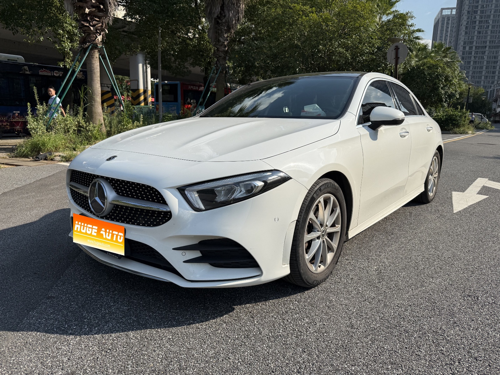 2020款 奔驰A级 A 200 L 运动轿车