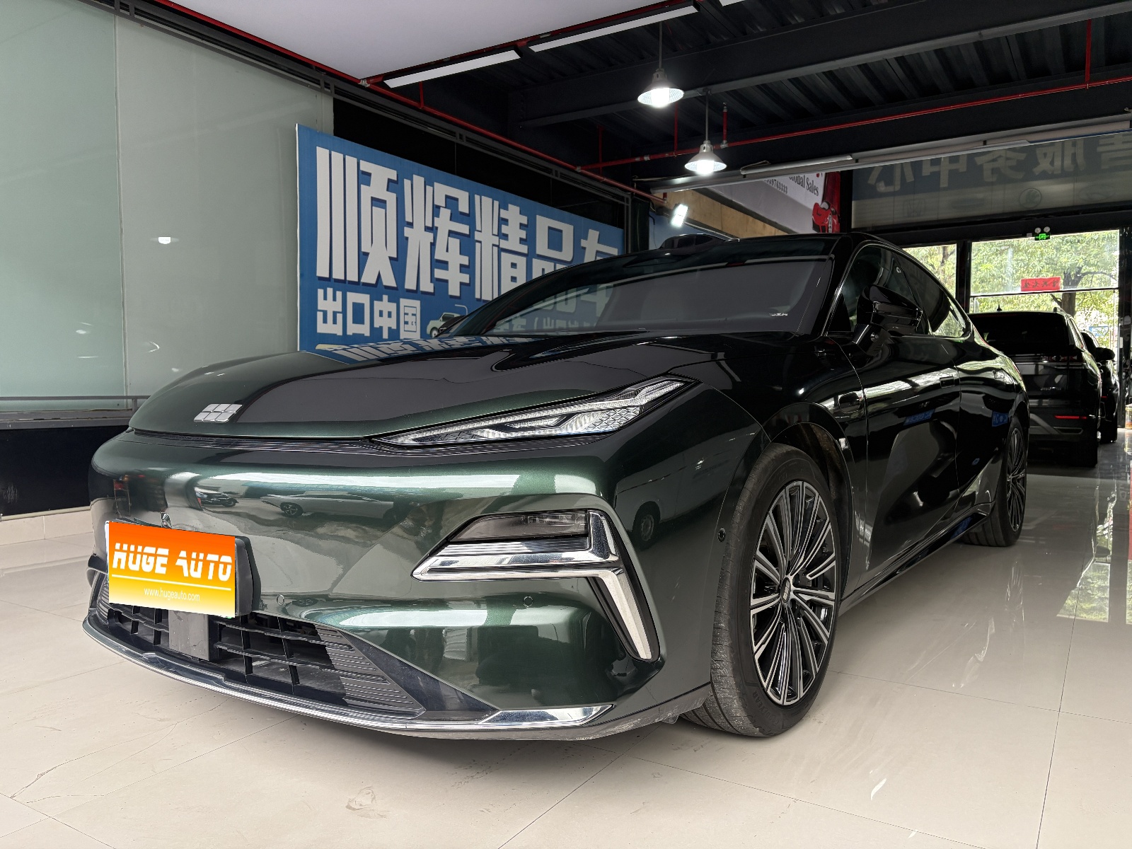 MY2025 Galaxy Xingyao 8 130km EM-p Starship