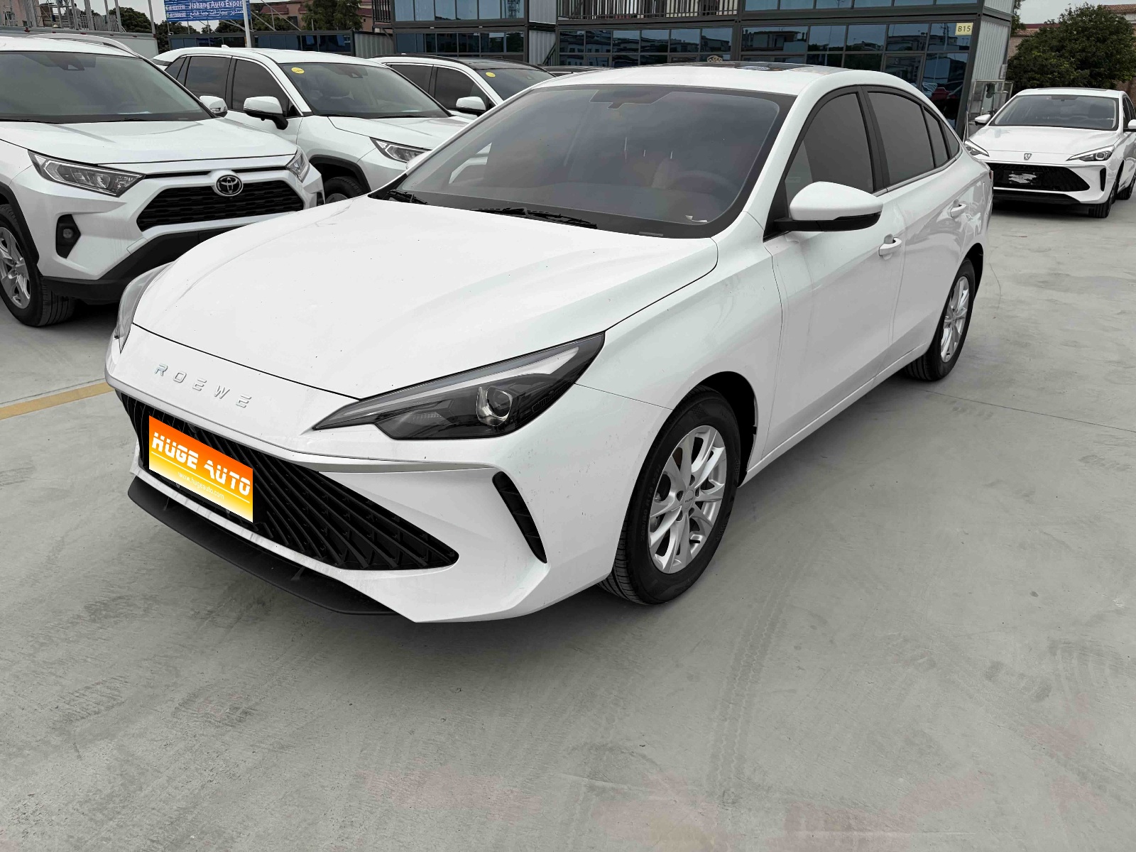 MY2026 ROEWE i5 1.5L CVT Luxury Version