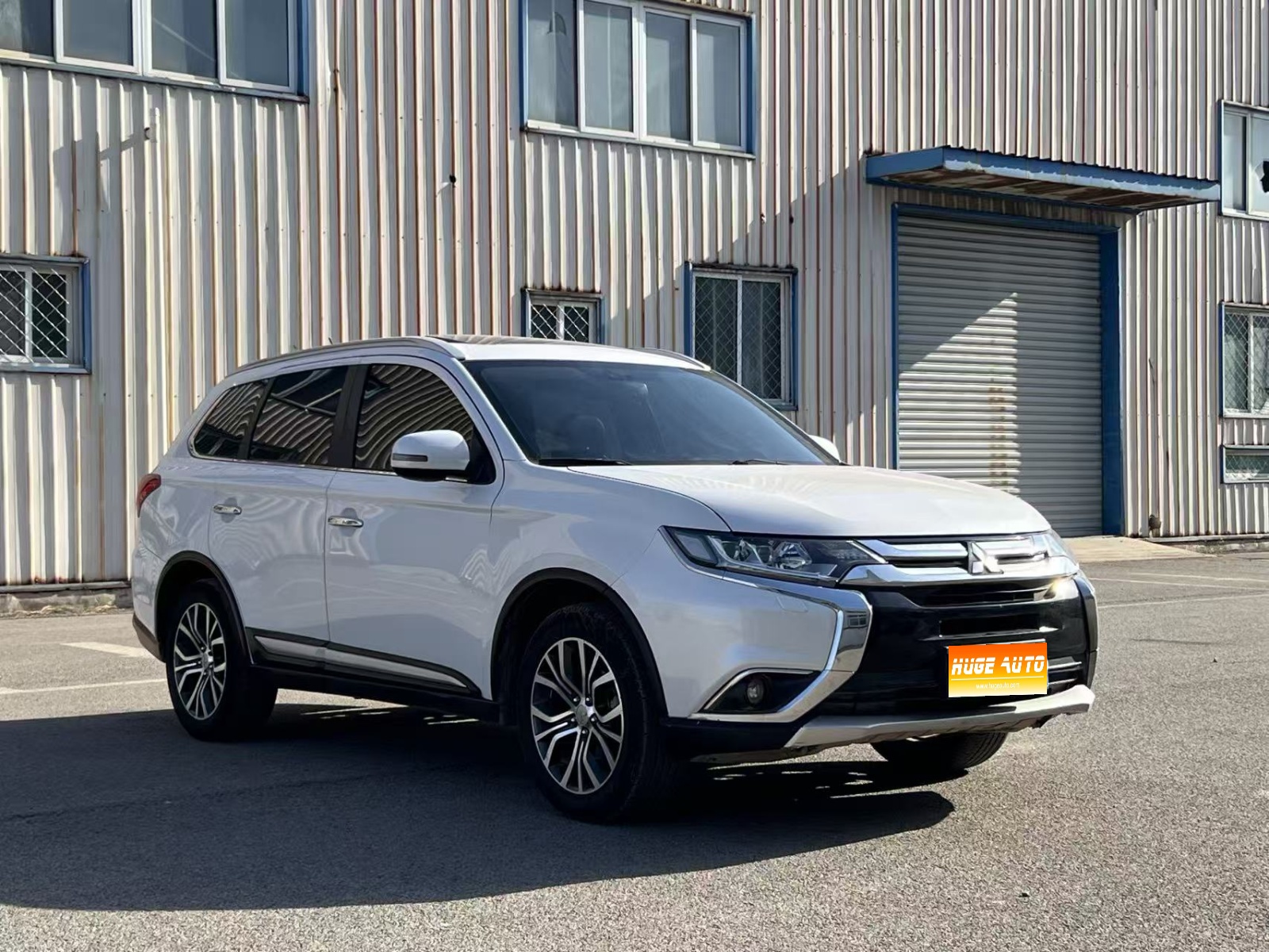 MY2016 Outlander 2.4L 4WD Elite Version 5-Seat 