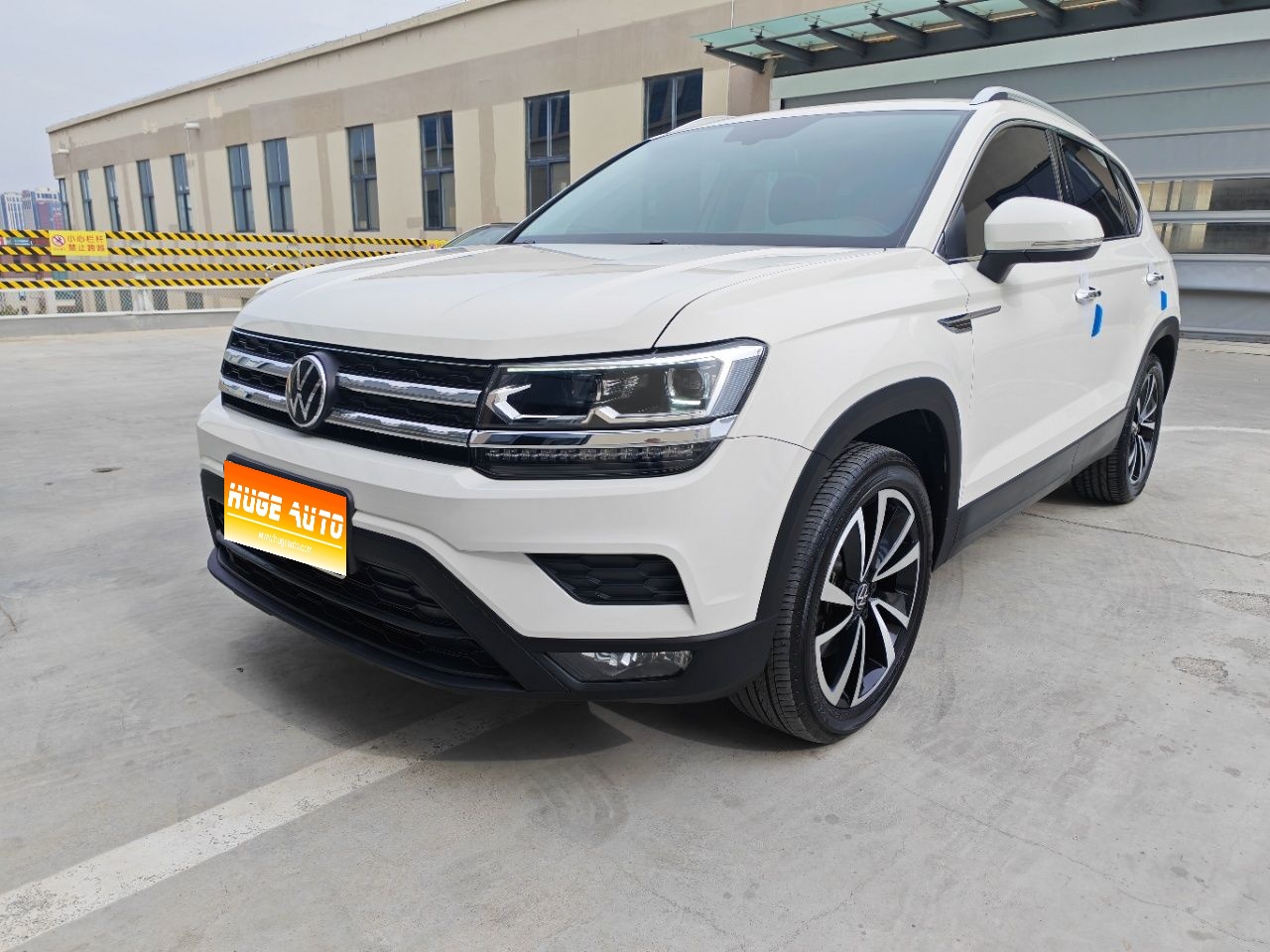MY2022 THARU 280TSI 2WD Luxury Version 