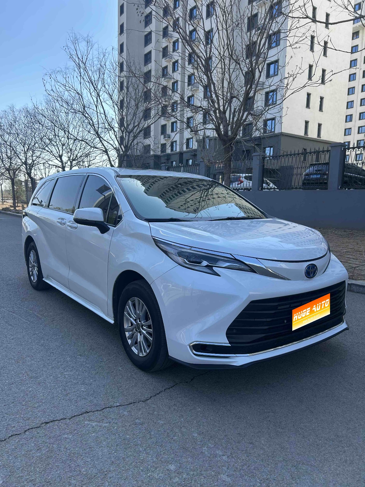 MY2023 SIENNA 2.5L Hybrid  Comfort