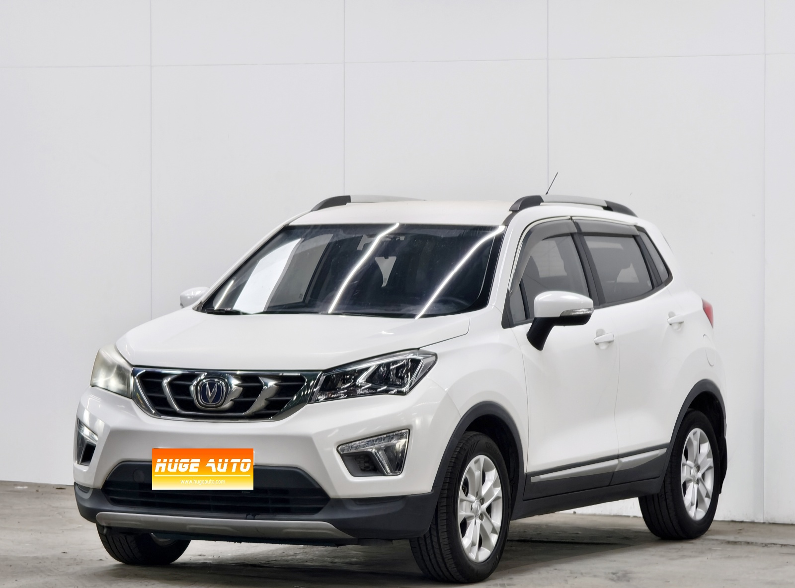 MY2016 Changan CS15 1.5L MT Luxury Version 
