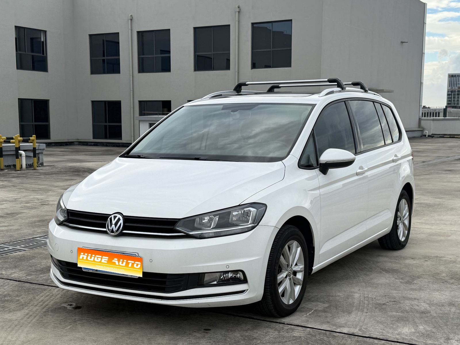 MY2018 Touran L 280TSI DSG Comfort Version 7-Seat National VI