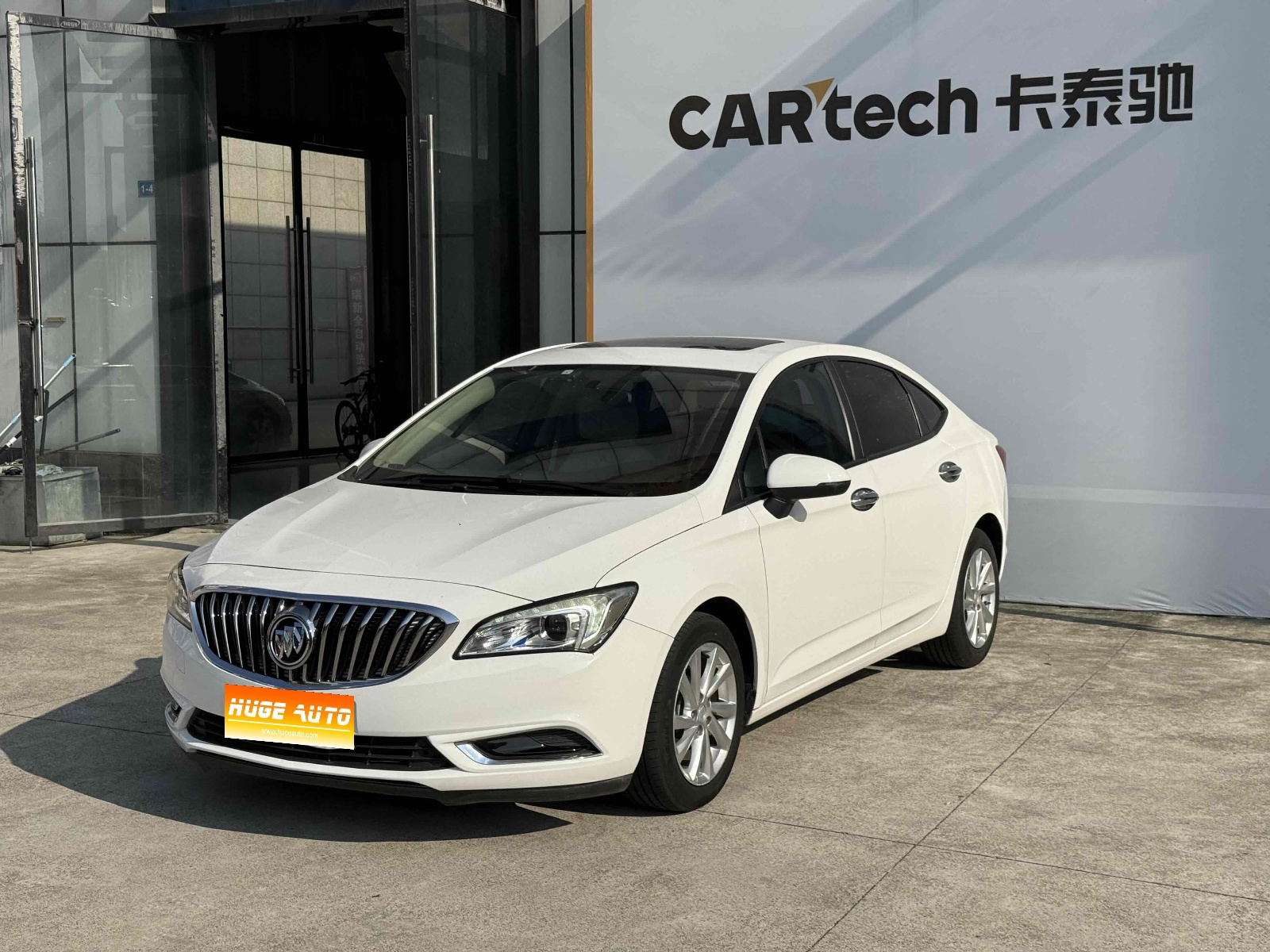 MY2015 Verano Sedan 15S AT Advanced 