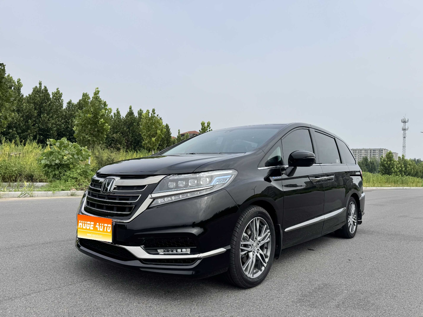 MY2019 Elysion 2.0L Hybrid Luxury Version 
