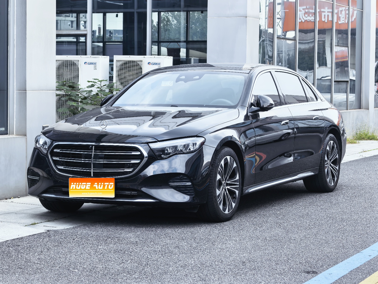 MY2025 Mercedes Benz E class Facelift E 300 L Luxury Version