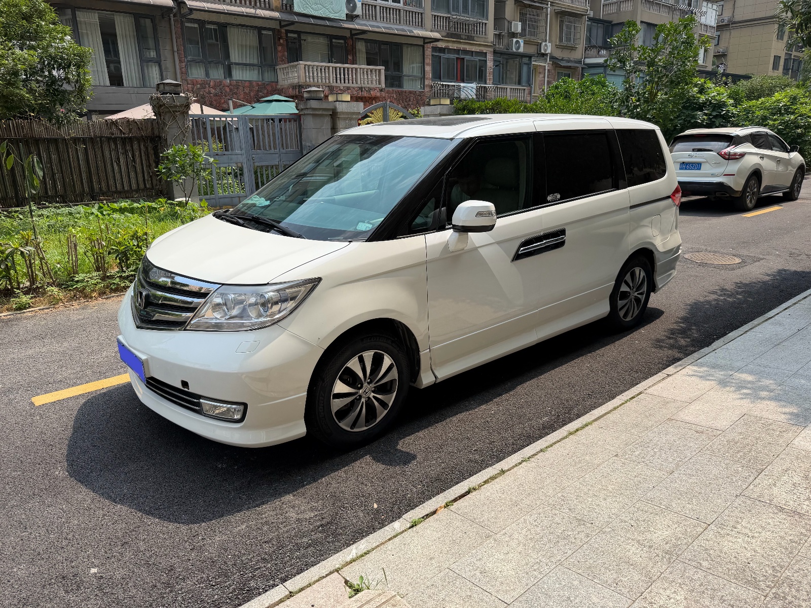 2012款 艾力绅 2.4L VTi-S尊贵版