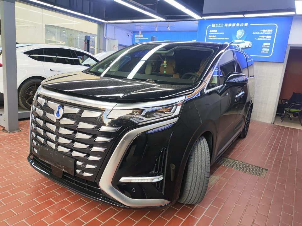 MY2024 DENZA D9 DM-i 1050 Exclusive Version