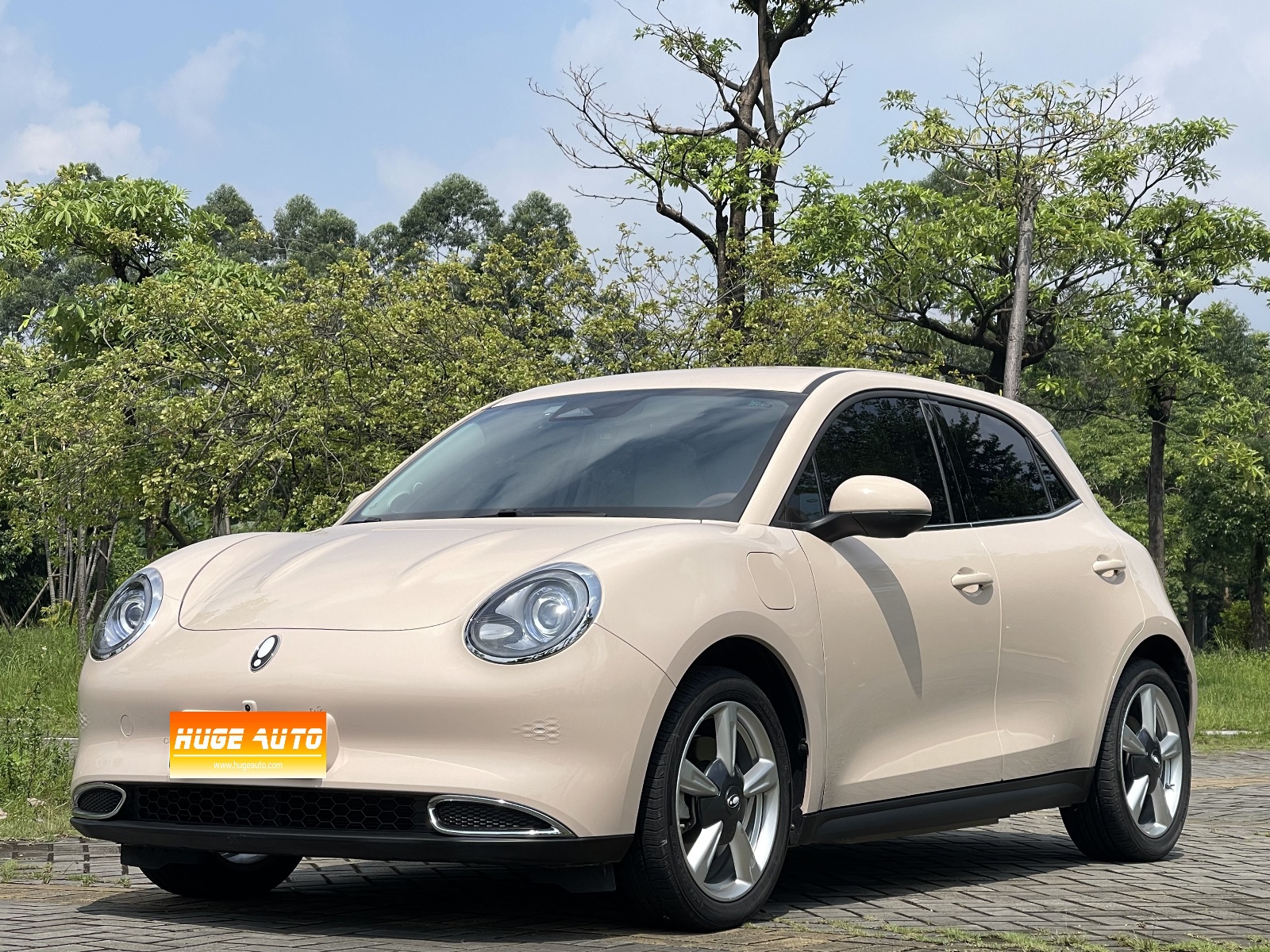 2023款 欧拉好猫 401km标准续航 豪华型 磷酸铁锂