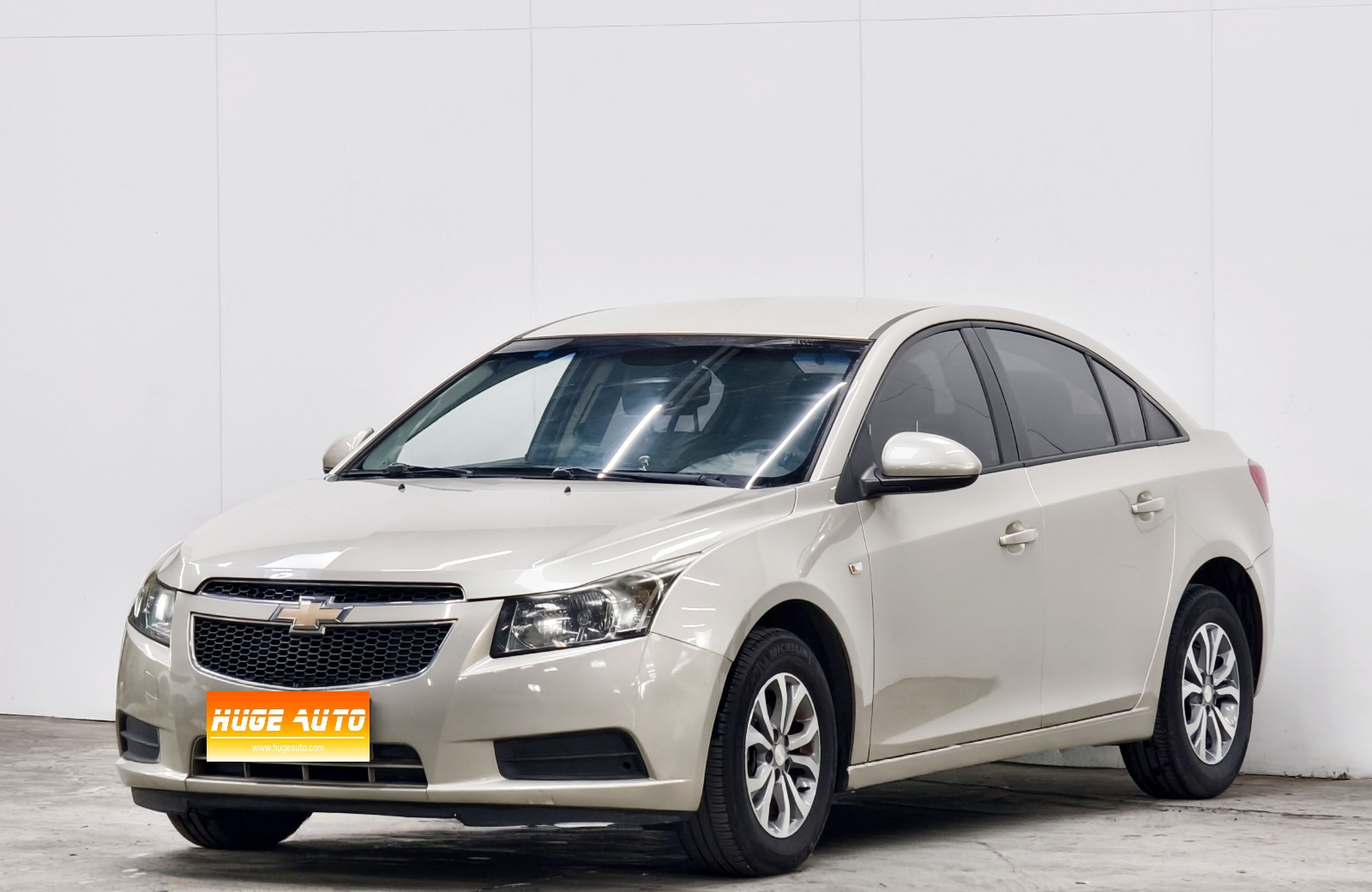 MY2014 Cruze 1.6L SL Millions Sales Memorial Version MT