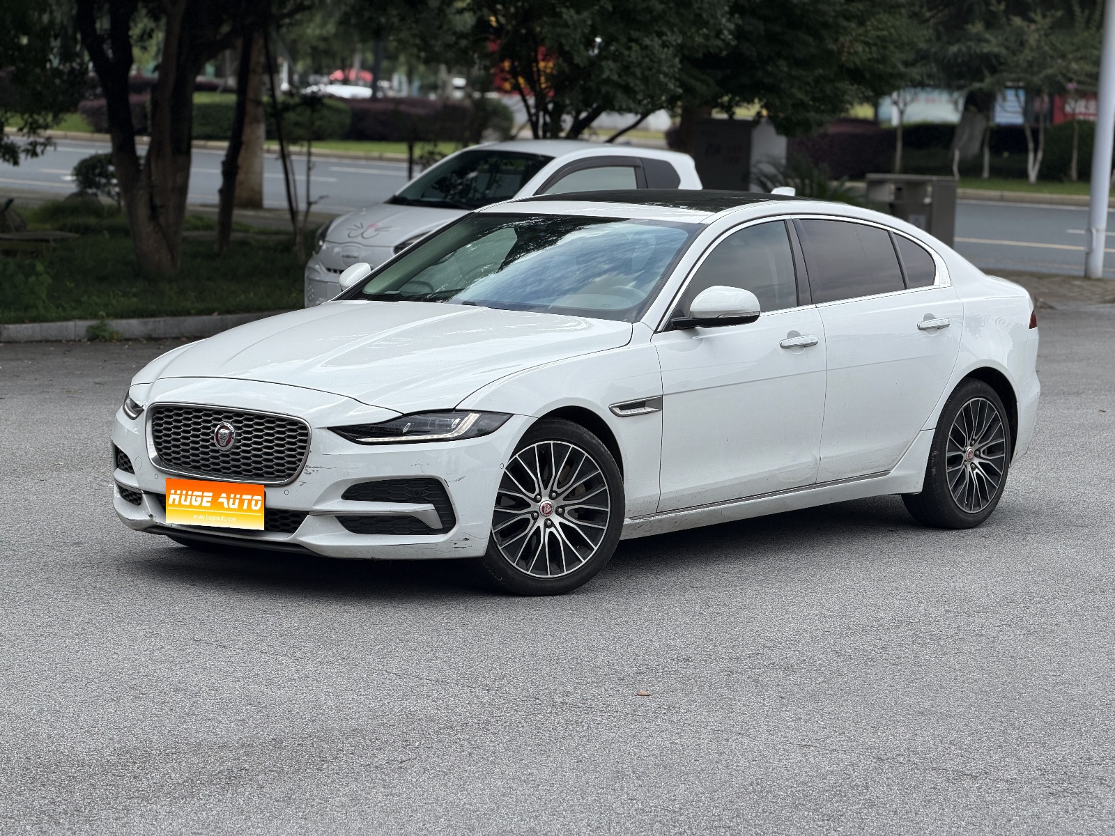 MY2020 Jaguar XEL 2.0T 200PS R-DYNAMIC SAdvanced Sport Version