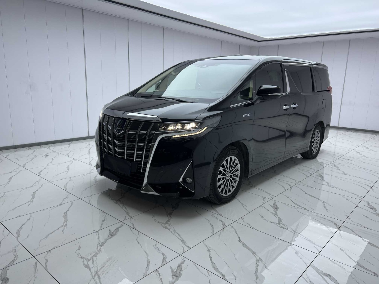 MY2021 Alphard Hybrid 2.5L Luxury Version
