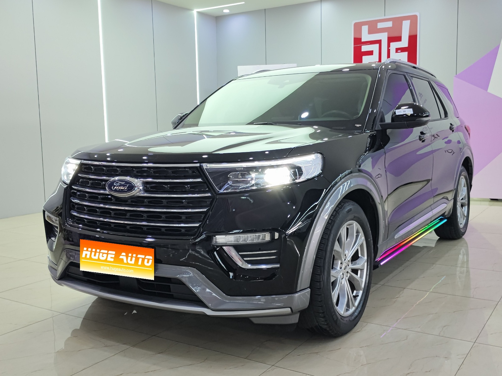 MY2020 Explorer EcoBoost 285 RWD Fashion Version 6-Seat 