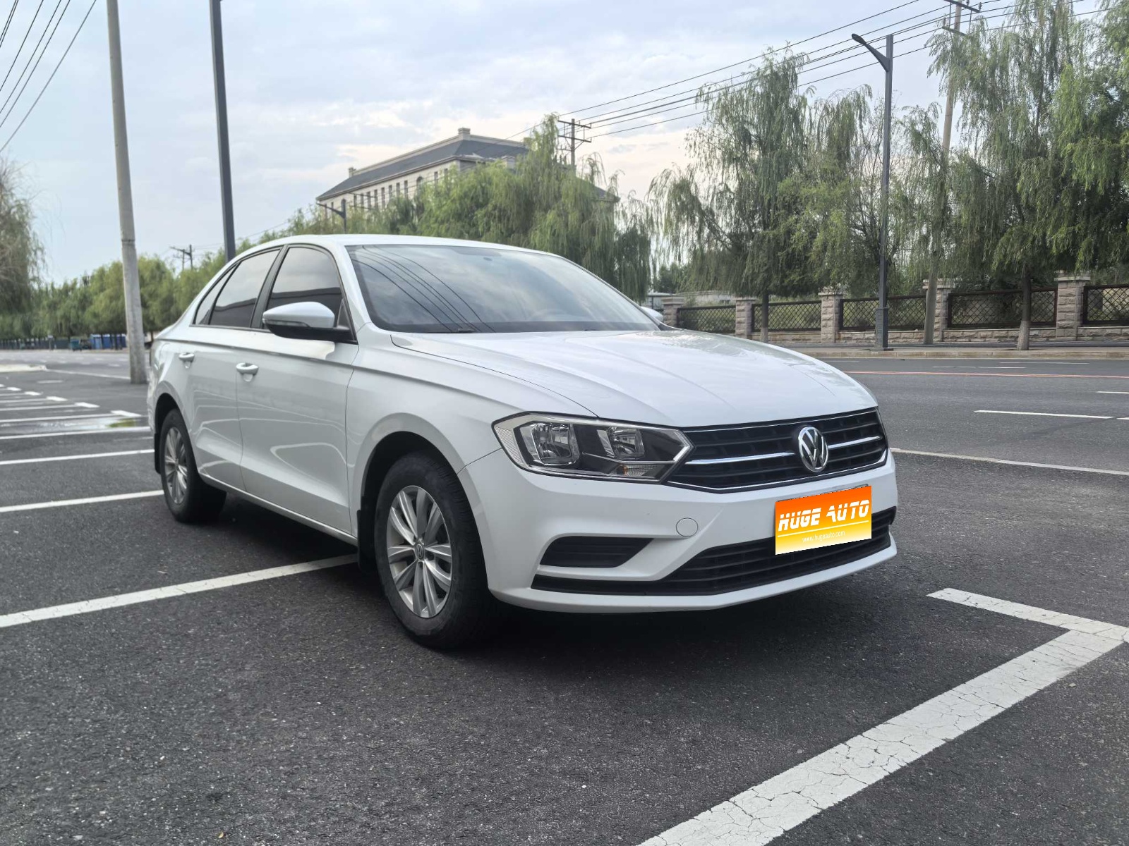 MY2018  Bora  1.5L  AT  Confort