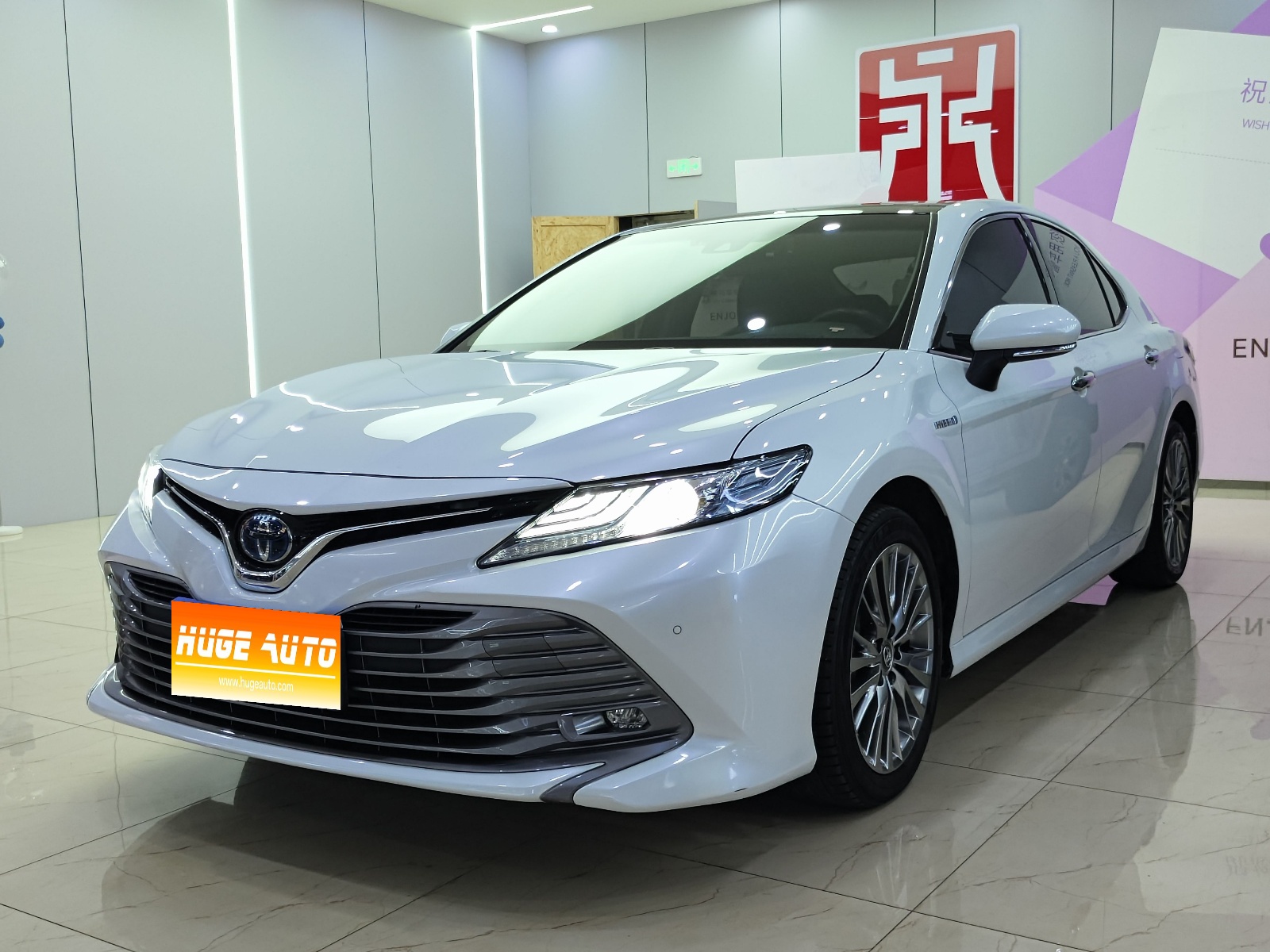 MY2019 Camry Facelift Hybrid 2.5HG Luxury Version 